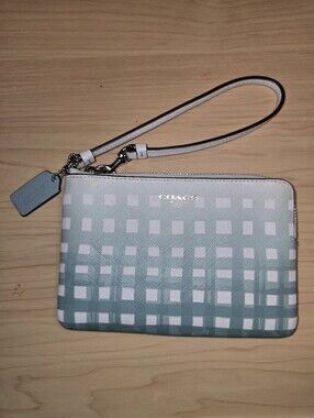 COACH Mint Green White Plaid Ombre Gingham Corner Zip Wristlet